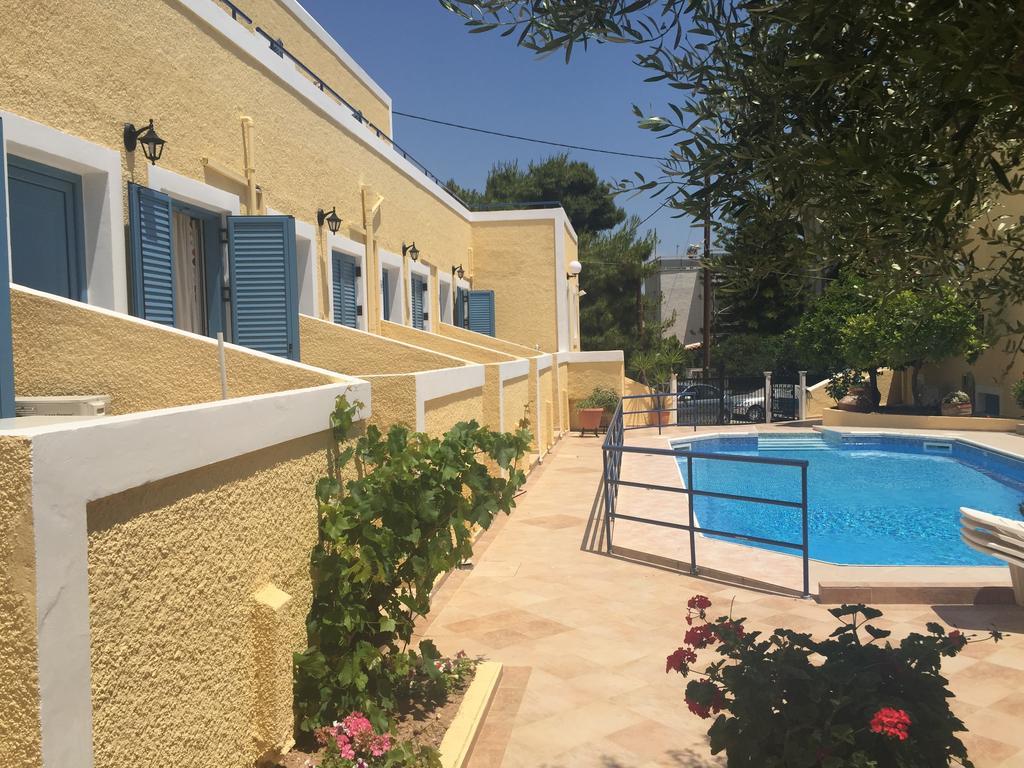 Esperides Maisonettes Agia Marina  Buitenkant foto